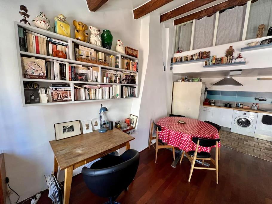 Une Ambiance Boheme Sur Les Toits De Sainte-Anne 몽펠리에 외부 사진